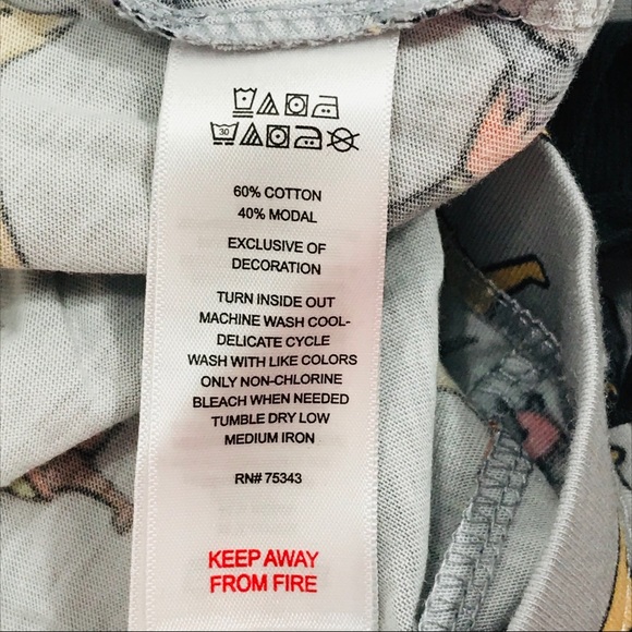 Hallow’s Eve Gray Dogs Dressing Up 4 Halloween Pjs - Picture 4 of 5